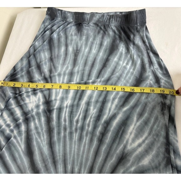 GO Couture Tie Dye Maxi Skirt Womens XL Asymmetric Hem Blue Festival Boho USA - Picture 6 of 8